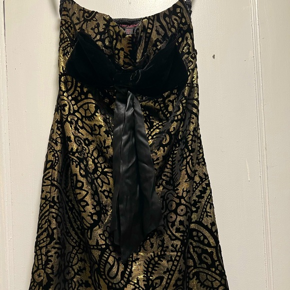 Betsy Johnson Holiday Sweet Gold Strapless Dress - Picture 9 of 9